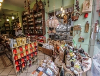 Το κατάστημά μας